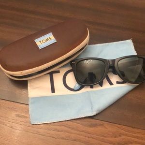 TOMS polarized sunglasses